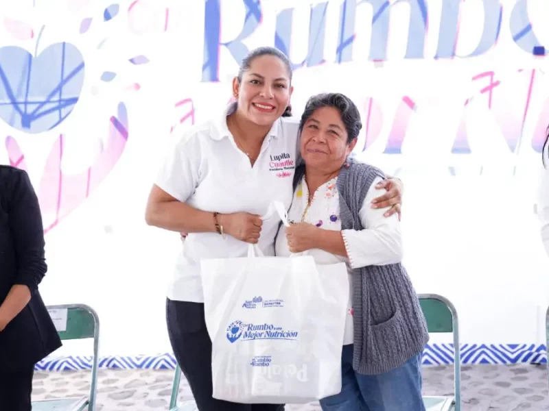 Continúa Lupita Cuautle con entrega de apoyos alimentarios a familias sanandreseñas