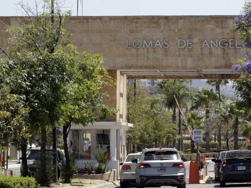 Niño convulsiona luego de ser vacunado en Lomas de Angelópolis