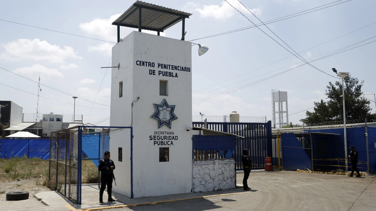 Director interino del penal de San Miguel entregó concesiones a Los Orea y a Zavala