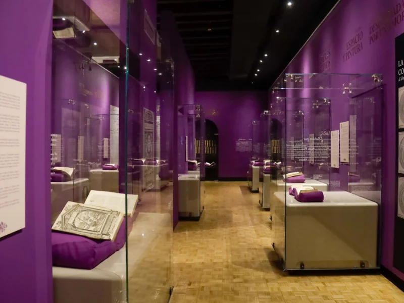 La Biblioteca Palafoxiana de Puebla abre cuatro nuevas salas de exposiciones 