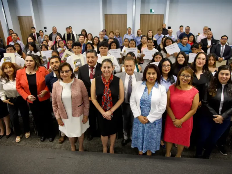 Educación, único camino para la transformación y el cambio social, destaca Laura Artemisa