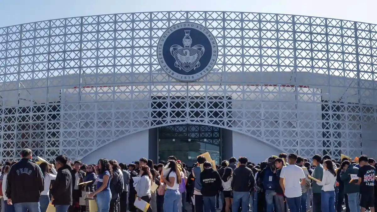 Esta es la lista de postulados a la rectoría BUAP; aparece Beatriz Gutiérrez Müller.