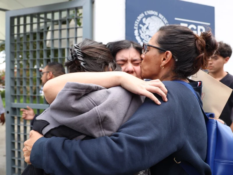 CDH investiga detención de cuatro integrantes de colectivas en marcha por desaparecidos en Puebla 