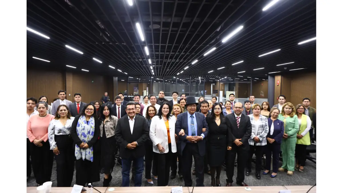 Realizan en el Congreso Conferencia sobre “Control de Convencionalidad y Constitucionalidad en Materia de Amparo”