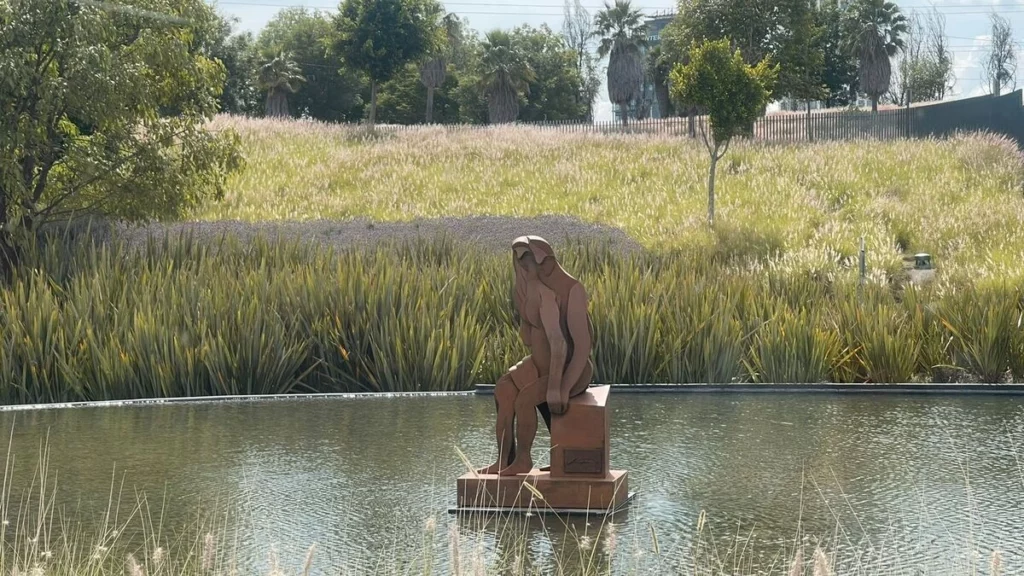 En el Museo Barroco, se exhibe una versión en miniatura de La Giganta de José Luis Cuevas.