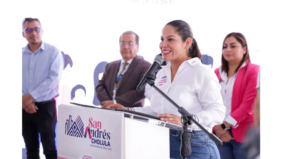 Acerca Lupita Cuautle servicios y atención directa a Lázaro Cárdenas