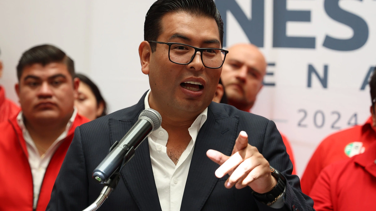 Confirmado: Renuncia Néstor Camarillo a su militancia y a la dirigencia del PRI