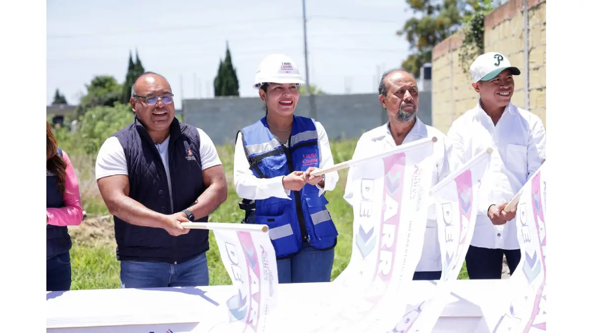 Arranca Lupita Cuautle obra de adoquinamiento y servicios en San Rafael Comac
