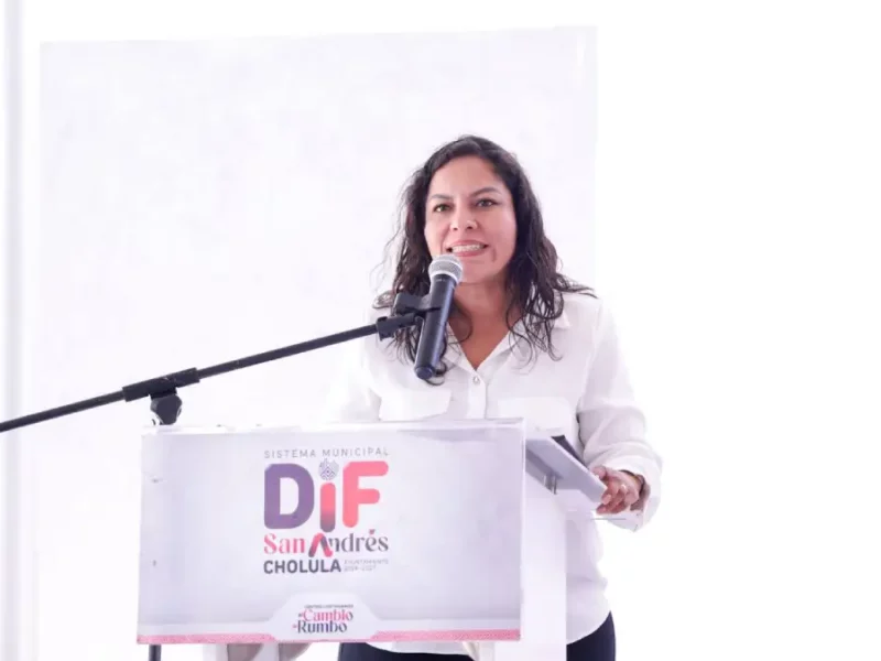 Entrega Lupita Cuautle apoyos alimentarios en coordinación con el SEDIF