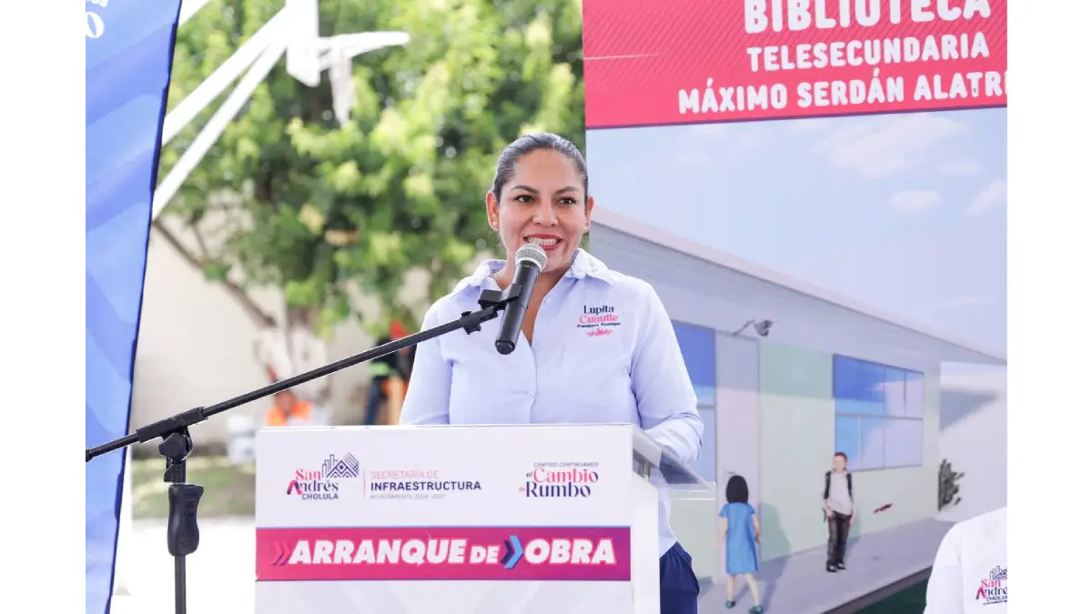 Con nueva biblioteca en San Rafael Comac Lupita Cuautle impulsa la educación
