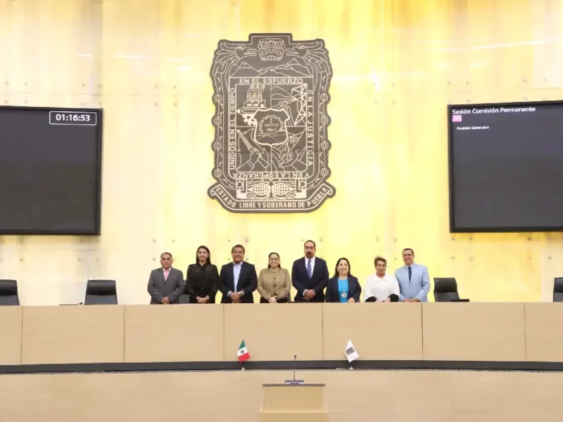 Presentan en el Congreso propuesta legislativa para reducir brecha salarial de género