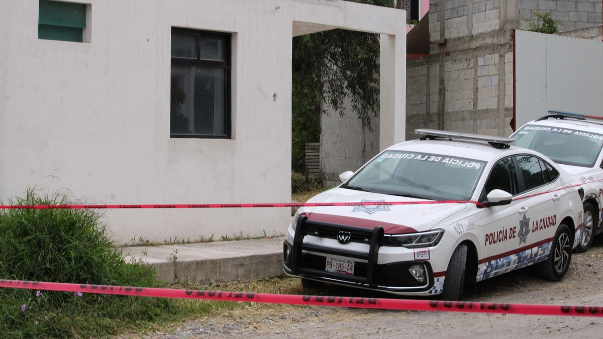 Descubren cadáver al fondo de una cisterna en la colonia Tres Cruces 