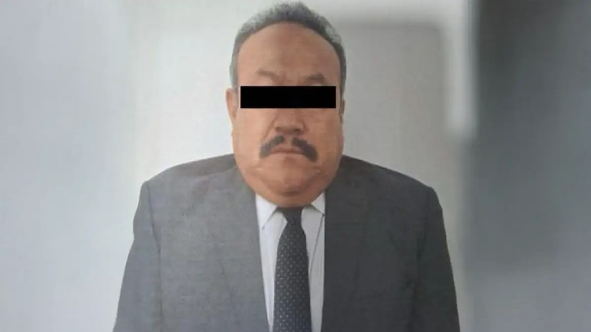 Vinculan a proceso al comandante de la FGE, tendrá área especial en el penal de Cholula