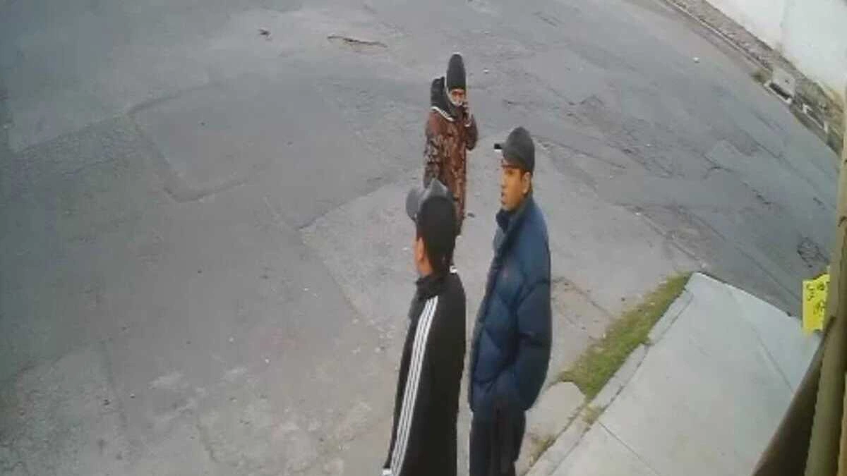 VIDEOS: En una hora, delincuentes asaltan gasolinera y ruta 68 en Xonacatepec  