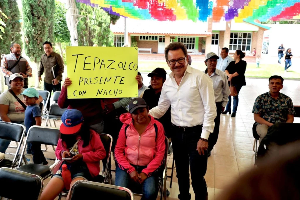 El morenista, Nacho Mier lleva a cabo una gira permanente por Puebla para formar una estructura alterna a su partido y mantener conocimiento electoral; mientras, su trabajo en el Senado ha sido muy pobre, pues solo ha presentado cinco iniciativas y ninguna de ellas ha sido aprobada.