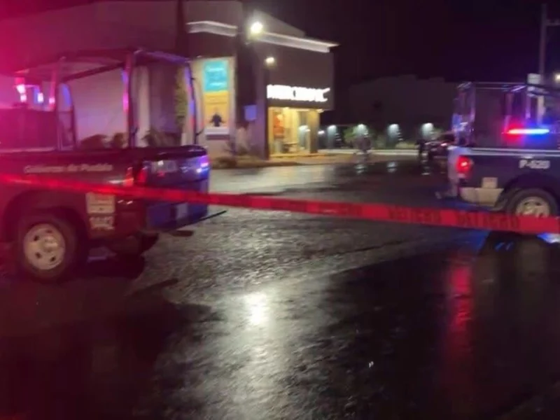 Matan a hombre a bordo de su camioneta en Tehuacán  