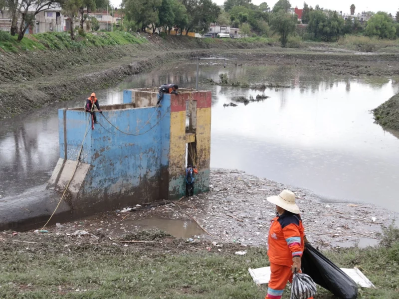 Avanza al 97% los trabajos de limpieza en el “Puente Negro” 