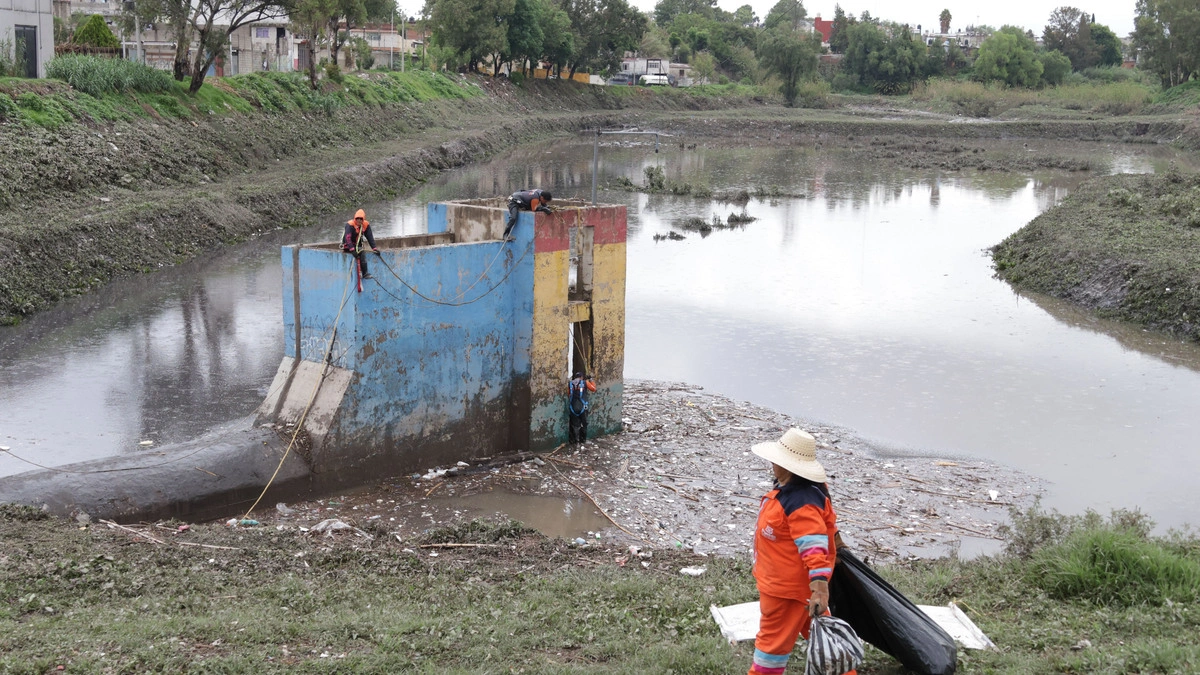 Avanza al 97% los trabajos de limpieza en el “Puente Negro” 