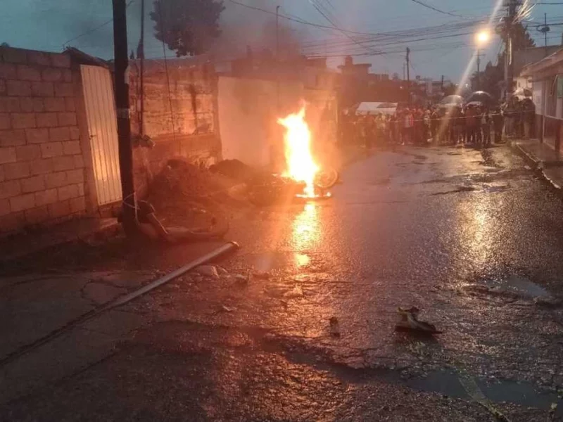 FOTOS: Linchan a presunto delincuente en Cuautlancingo y dejan a otro herido