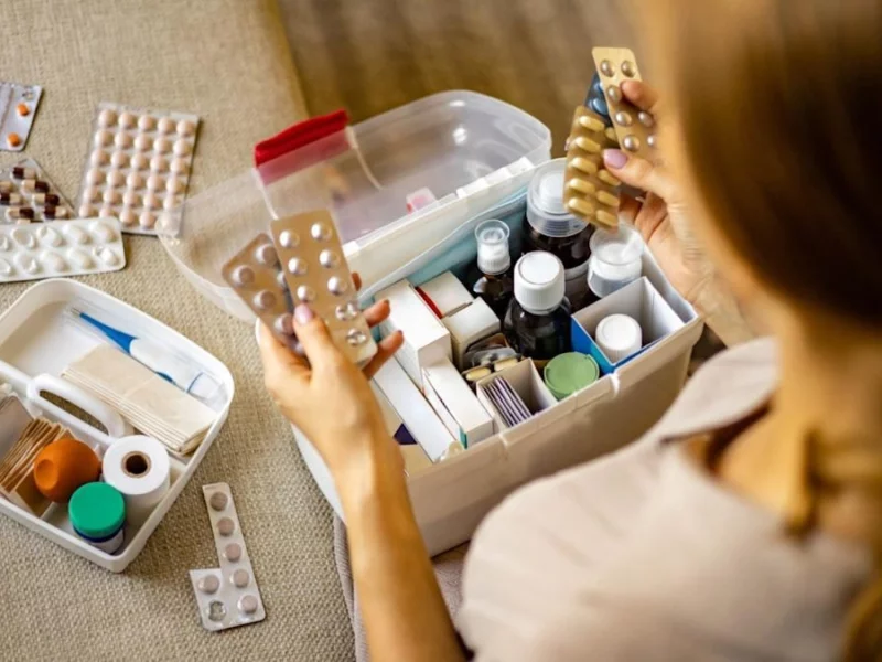 Llaman a padres de familia extremar precauciones con medicamentos en casa  