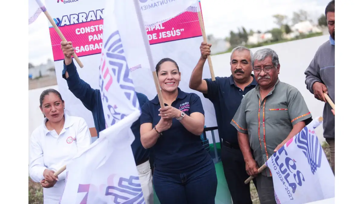 Inicia Lupita Cuautle obra en el panteón municipal de Santa María Tonantzintla