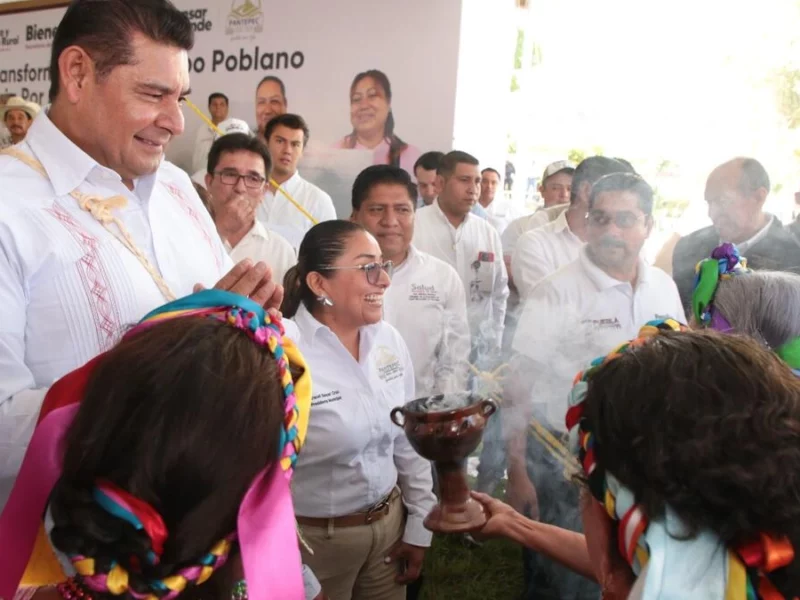 Segundo polo de desarrollo de Puebla estará en Ahuazotepec o Tehuacán: Armenta  