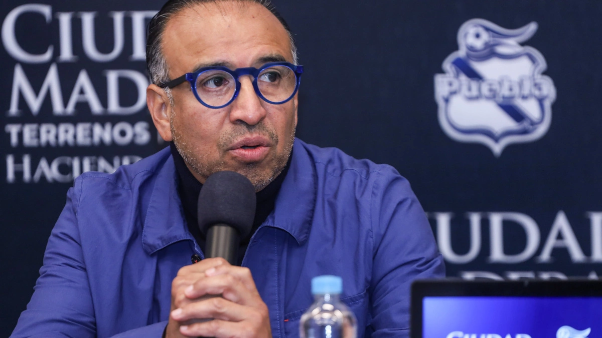 Armenta pide investigar supuesto uso de prestanombres en propiedad del Club Puebla  