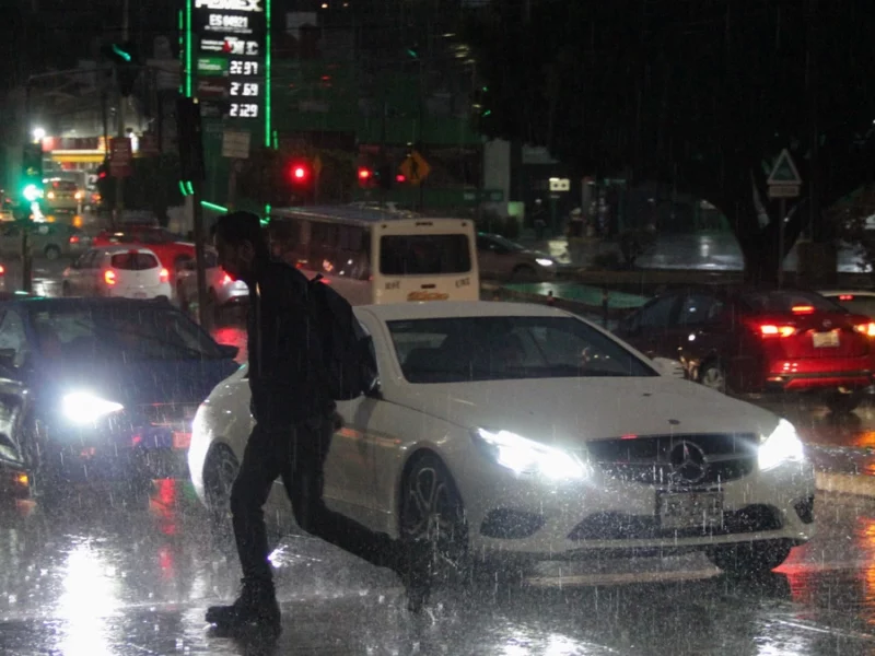 Alertan por alta probabilidad de lluvia y tormentas eléctricas para este lunes en Puebla 