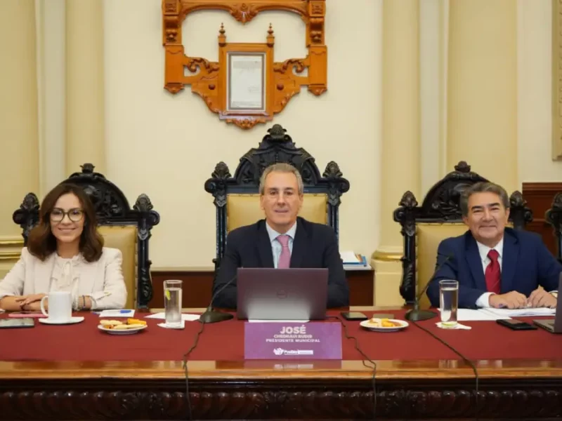 Aprueba Cabildo solicitar al Congreso del Estado autorización para llevar a cabo la concesión de paraderos en la capital