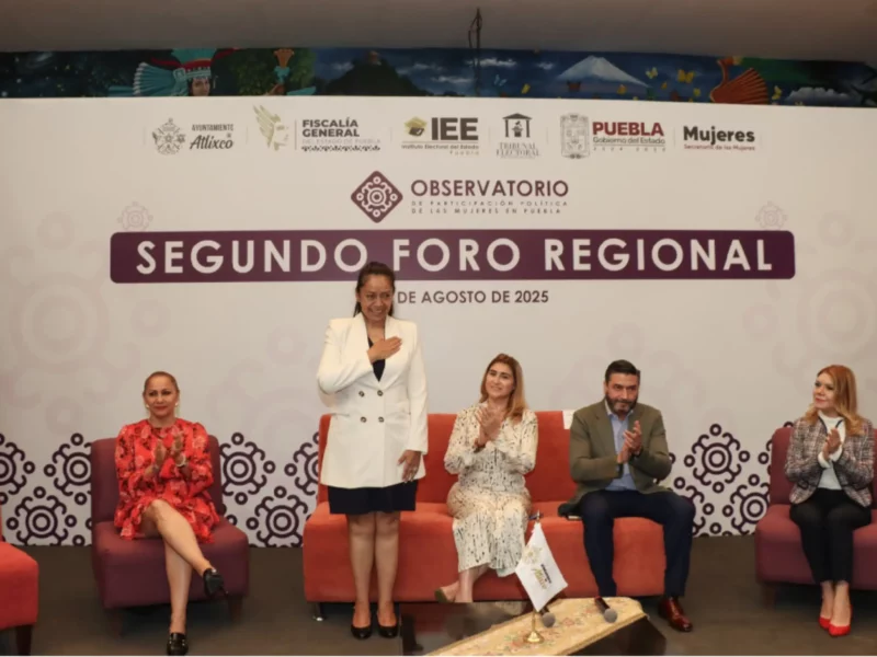 Ariadna Ayala, presidenta municipal, recibe en Atlixco el segundo foro regional por la participación política de las mujeres.