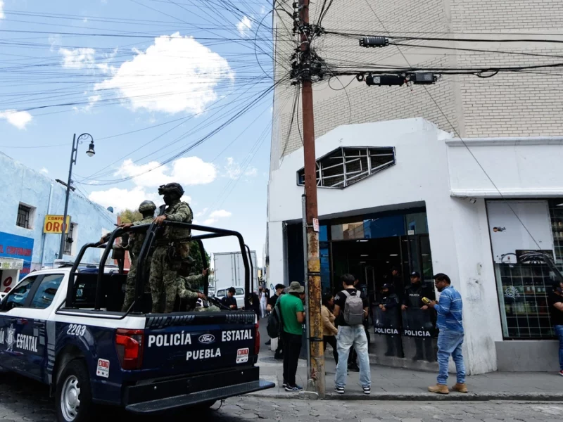 Comercio Exterior realiza operativo en tienda china del Centro Histórico de Puebla  