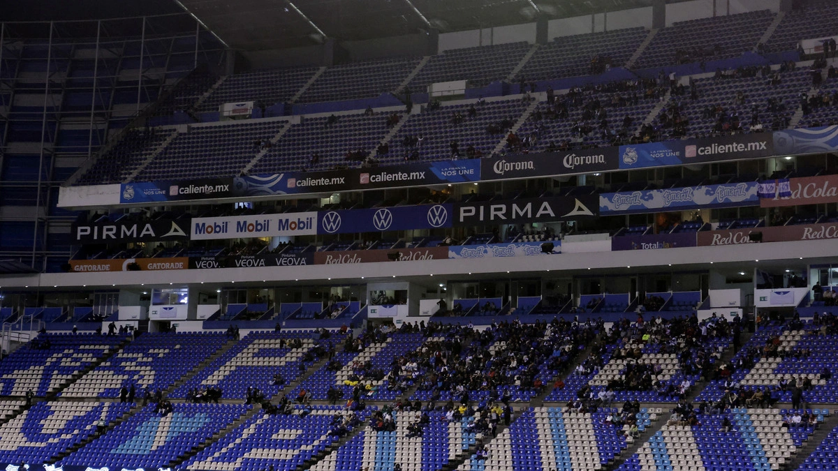 Gobierno regularizará uso de palcos en los estadios de Puebla  
