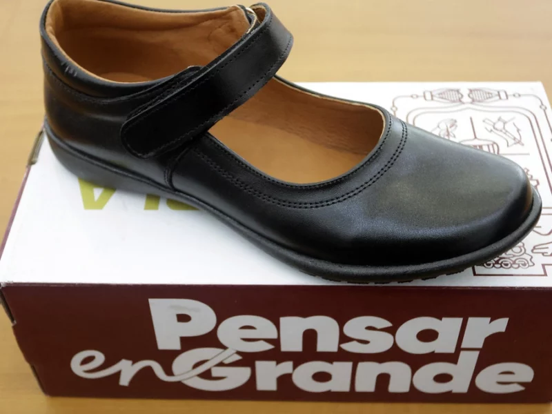Gobierno del Estado compra zapatos escolares a productores de Tehuacán y Tepeyahualco   