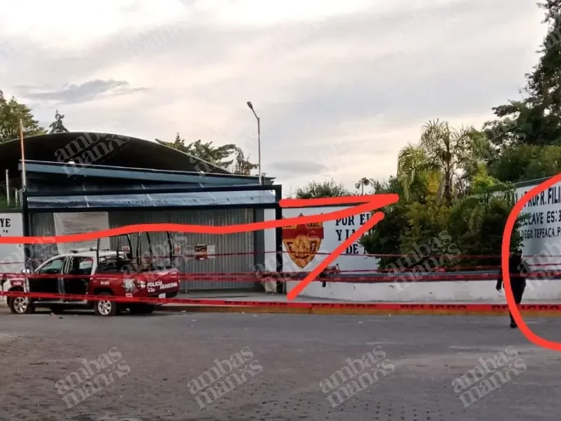Comando armado ataca a policías en Tepeaca: hay un muerto y un herido.