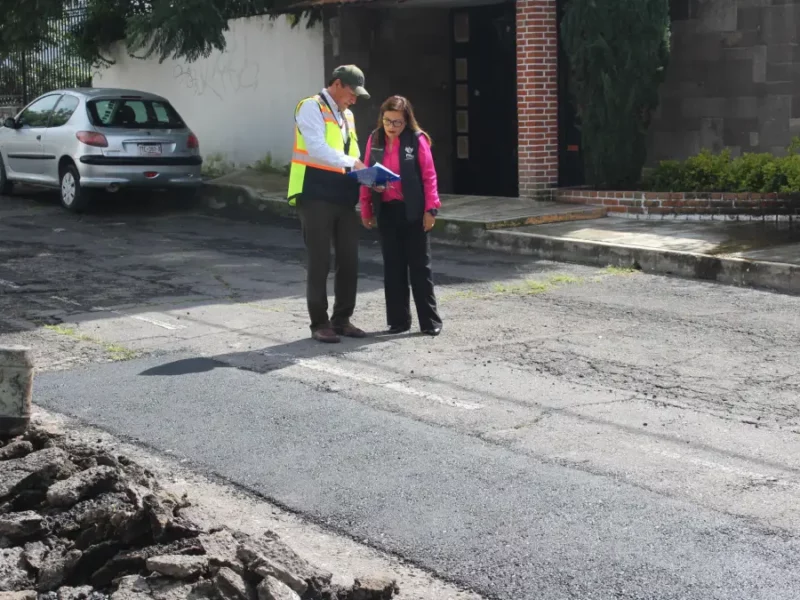 Supervisa Contraloría Municipal trabajos de bacheo por diferentes vialidades de la ciudad