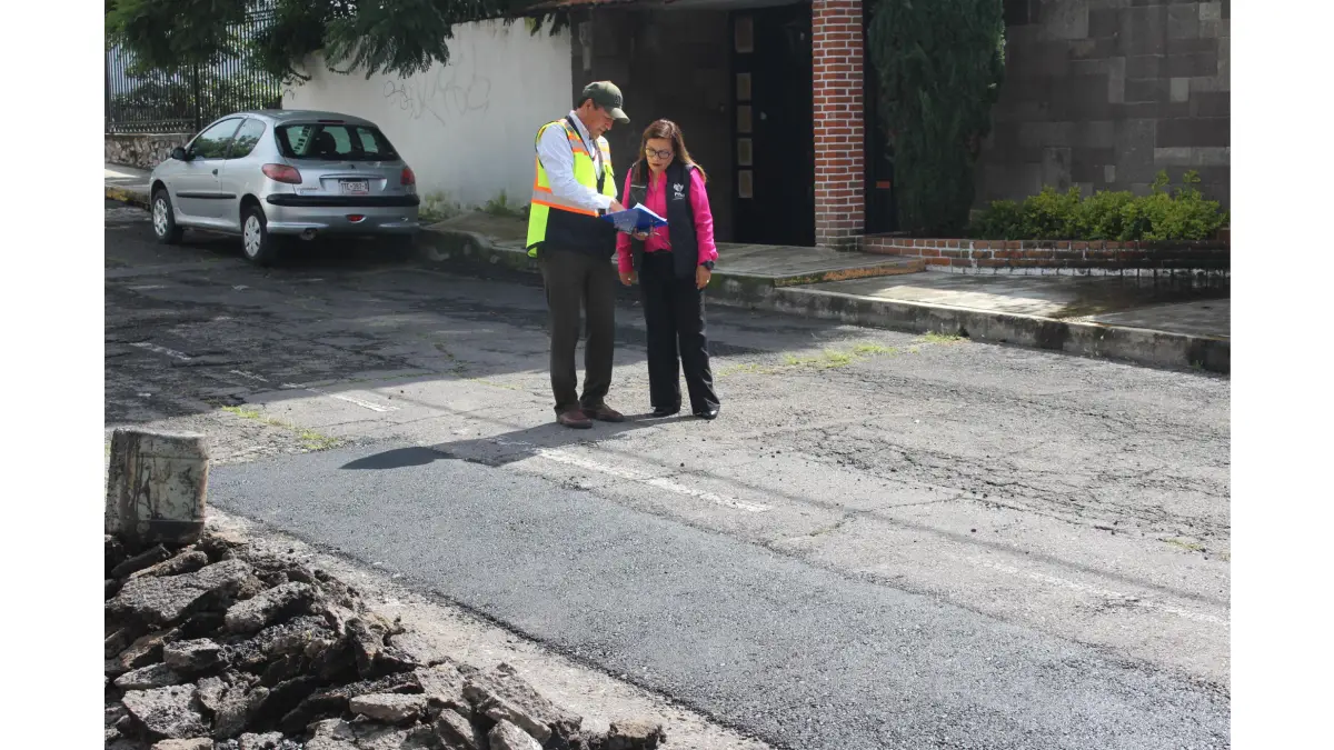 Supervisa Contraloría Municipal trabajos de bacheo por diferentes vialidades de la ciudad