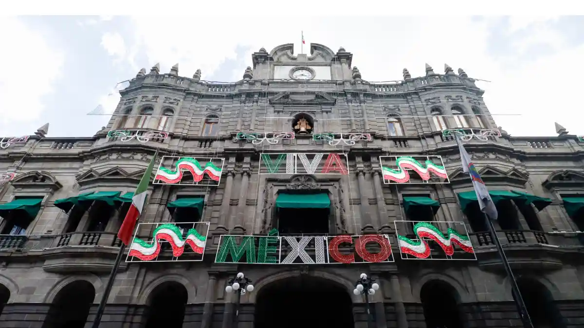 Checa los cierres viales que habrá en Puebla por las Fiestas Patrias 2025.