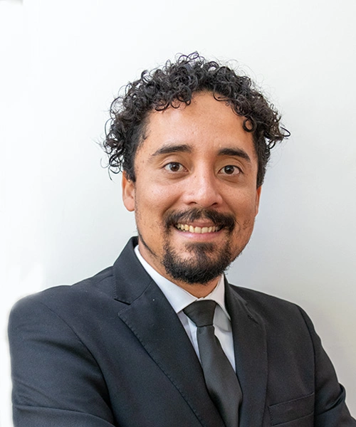 Entre estereotipos, desinformación y hasta desdenes se vive siendo docente. Ejercer la profesión de la docencia demanda más que conocimiento.