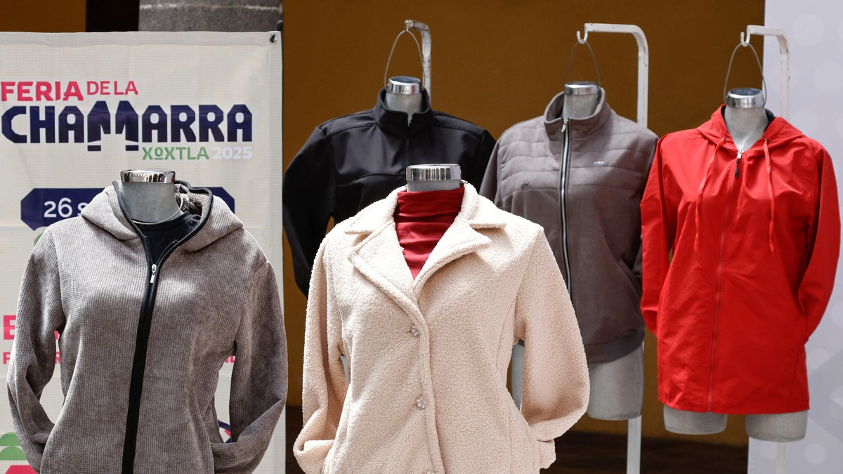 Ropa desde 150 pesos en la Feria de la Chamarra de Xoxtla 2025 
