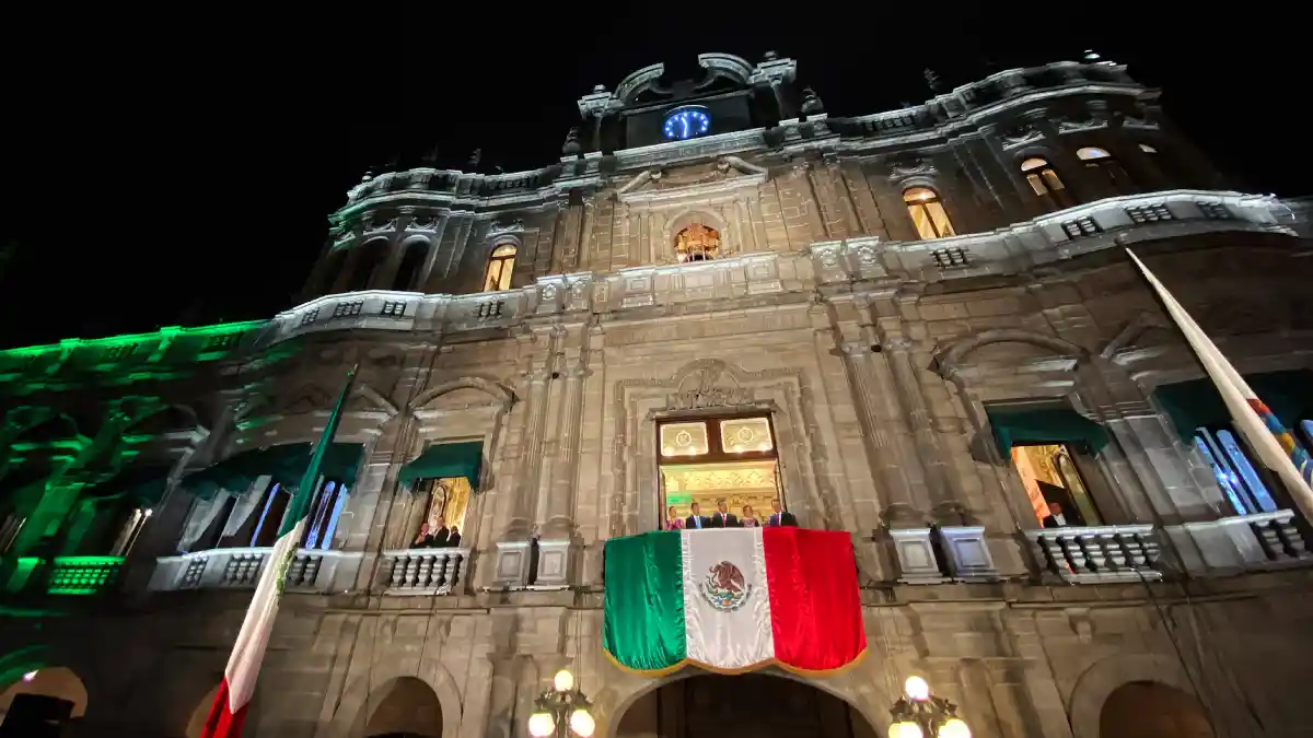 ¿Acudirás al grito en el Zócalo de Puebla? Esta es la lista de artículos prohibidos.