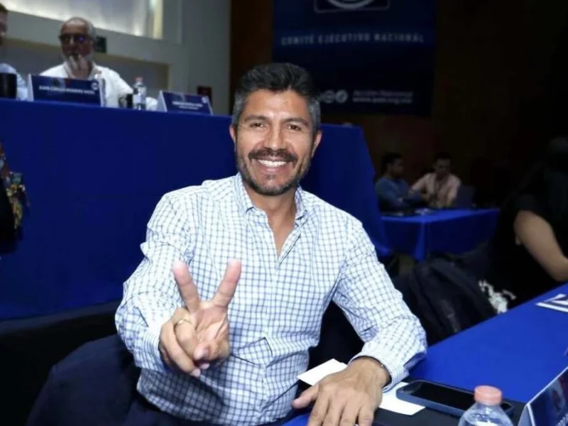 Lalo Rivera critica nula oposición de la dirigencia de Riestra