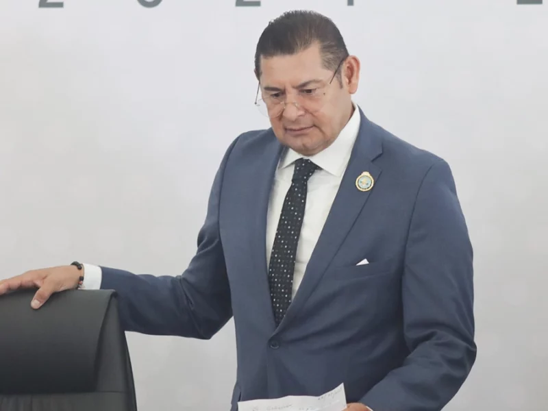 “Vamos a ser el gobierno que más calles haya pavimentado en Puebla”: Armenta  