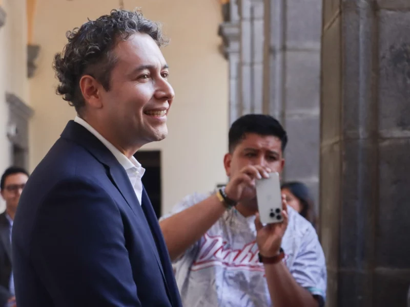 Rodolfo Zepeda suma otra investigación por usurpación de una plaza académica de la BUAP 
