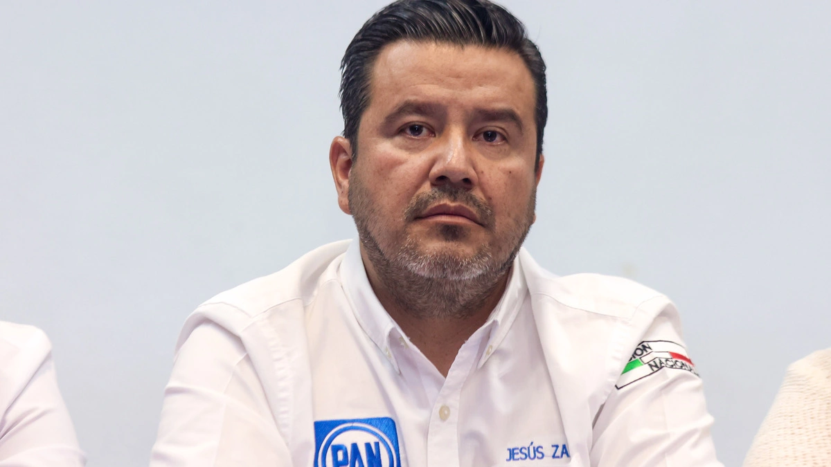 Libran orden de aprehensión contra Jesús Zaldívar