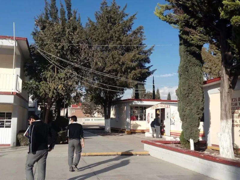 Alumna de secundaria en Puebla fue drogada con fentanilo por un compañero