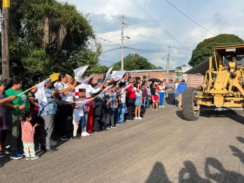 Ariadna Ayala inicia obra histórica y de justicia social en la nueva colonia Rancho Gamboa