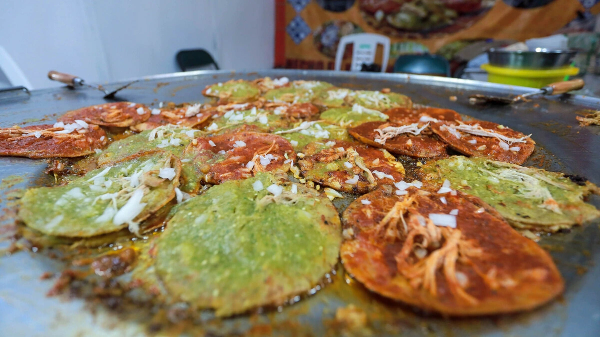 Lanzan concurso para la preparación de platillos típicos de Puebla, solo para jóvenes  