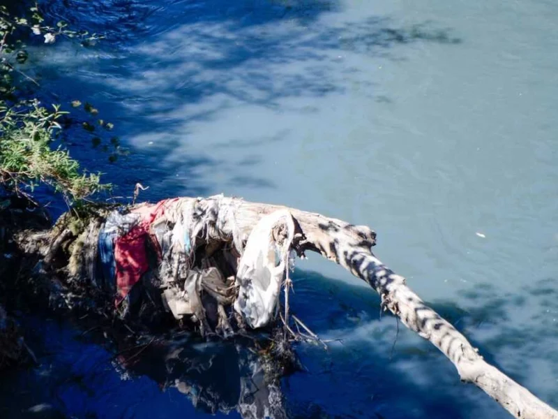 Detectan 2 mil 359 descargas contaminantes en el río Atoyac  