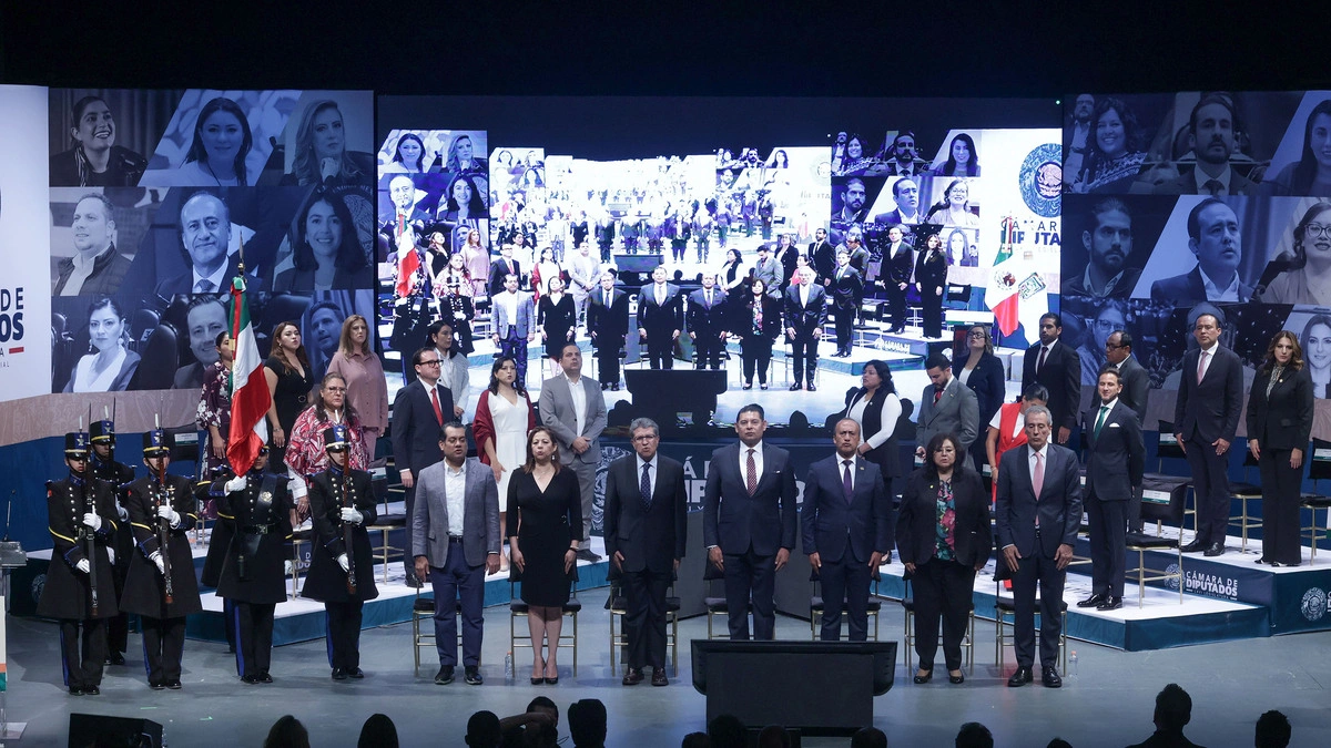 Diputados federales poblanos tendrán aumento salarial para 2026; celebran aprobación de 20 iniciativas 