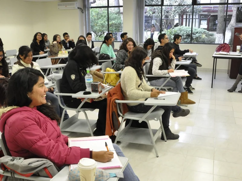 En Puebla, el promedio de años de estudio es de 9.7